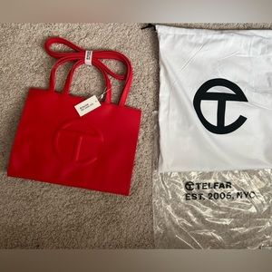 Medium Telfar bag